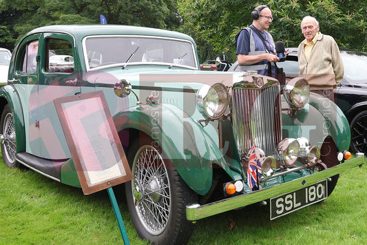 GLOSSOP CAR SHOW (72).JPG