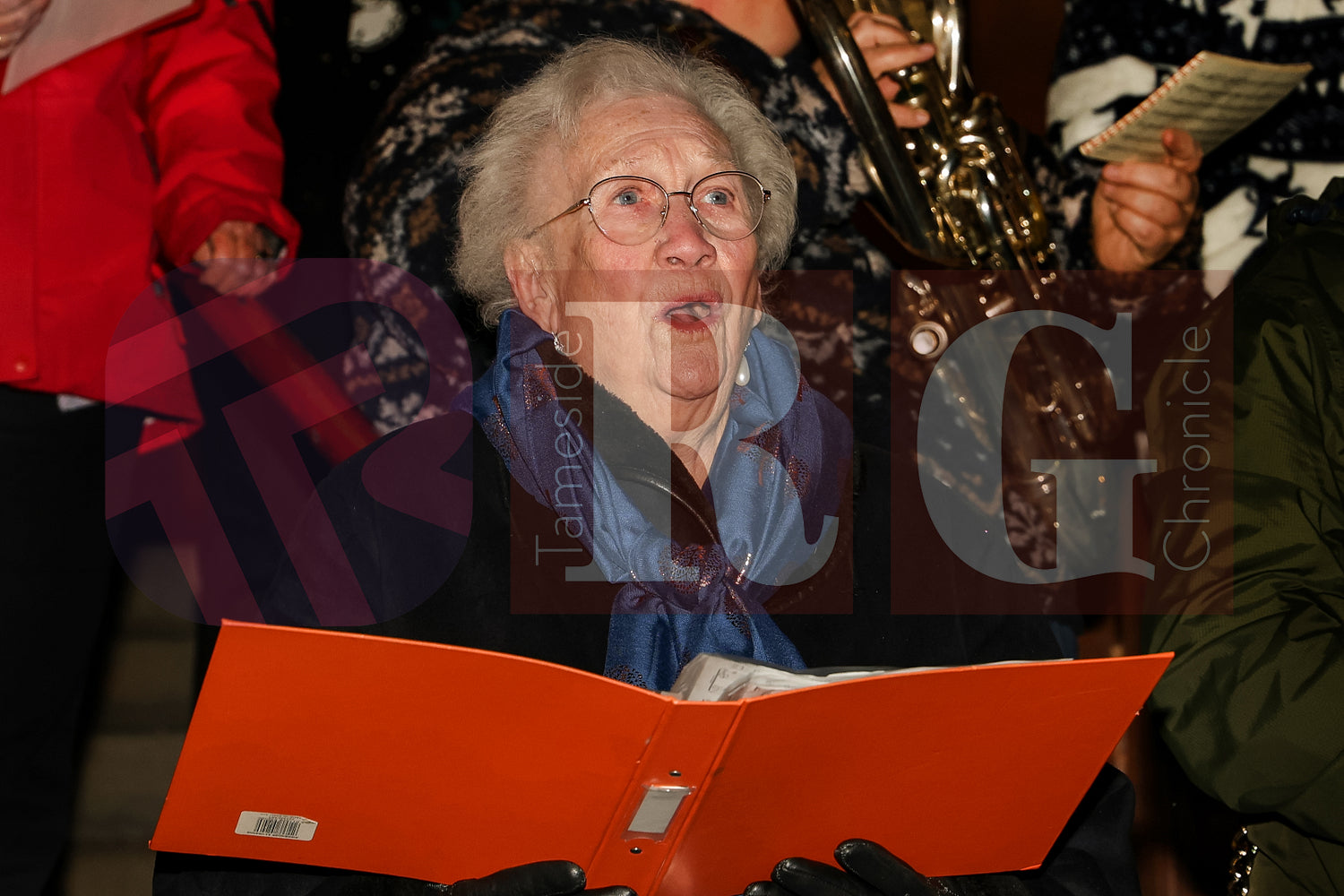 DUKINFIELD LIGHTS SWITCH ON (51).JPG