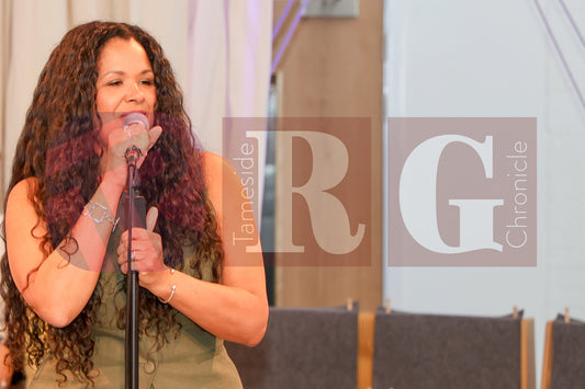 THE DEN FESTIVAL  STALYBRIDGE CIVIC HALL  (75).JPG