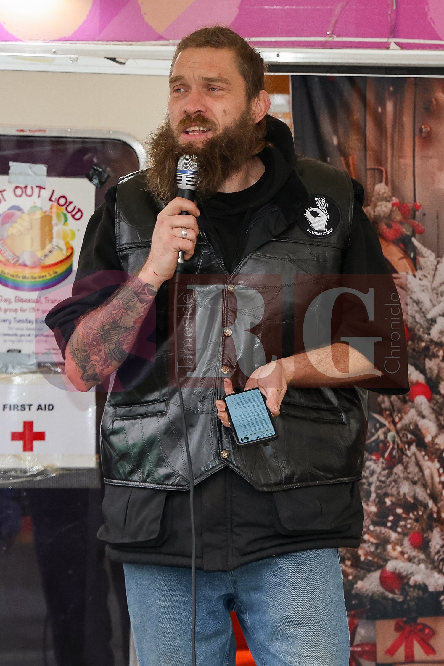 DENTON LIGHT SWITCH ON (28).JPG