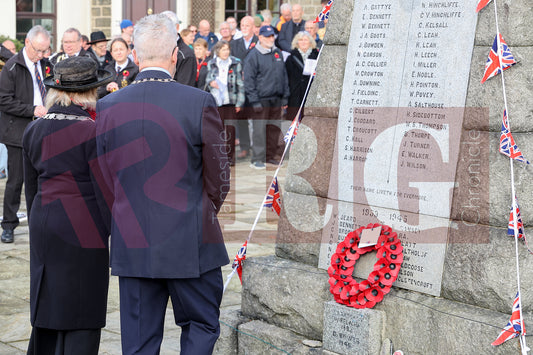 TINTWISTLE WAR MEMORIAL 2025 (45).JPG