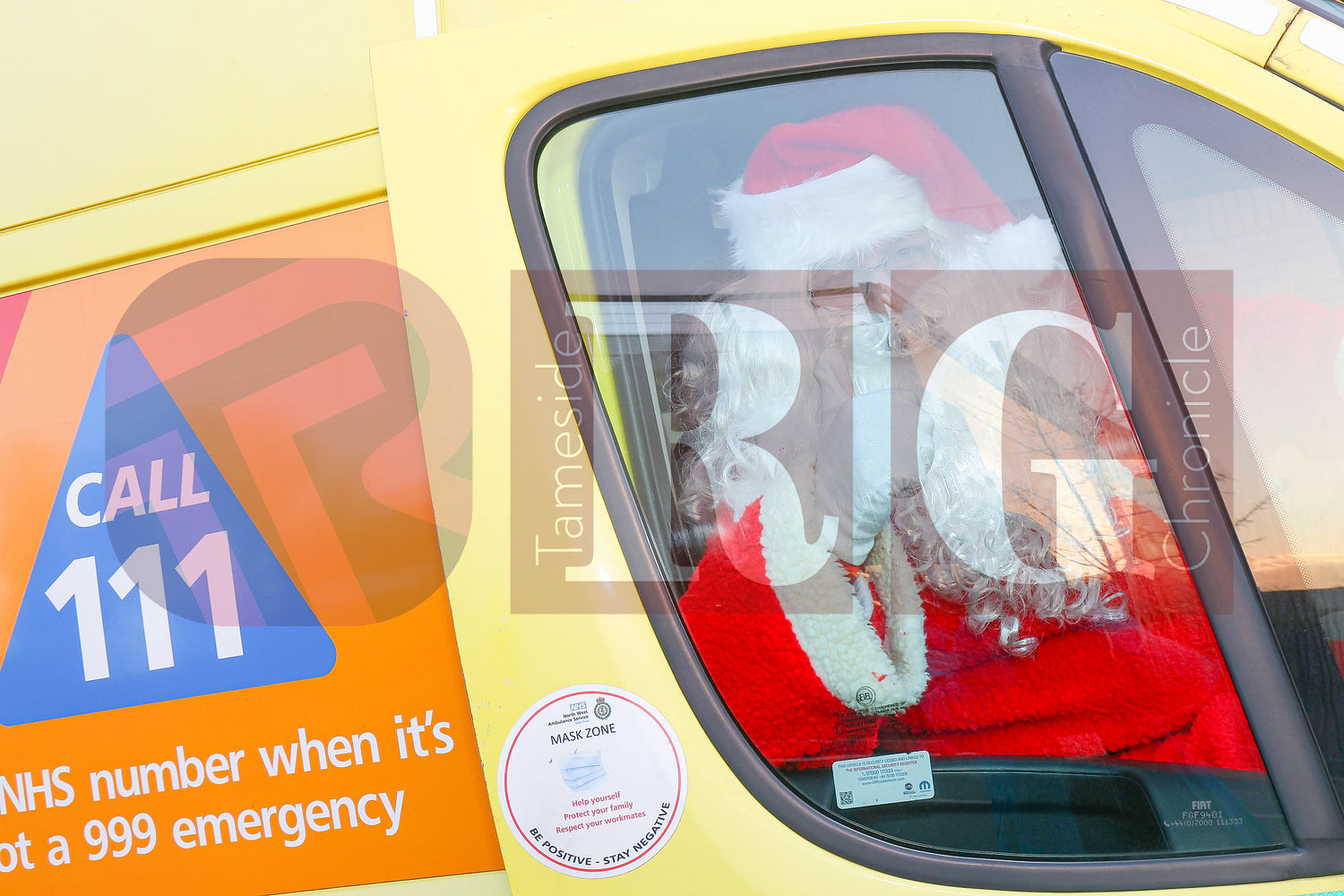 SANTA VISIT TAMESIDE CHILDRENS UNIT 2024 (92).JPG