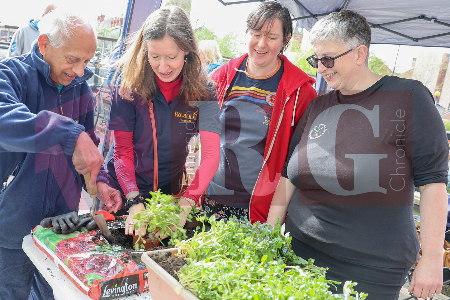 PLANT & SWAP EVENT TESCO STALYBRIDGE 2025 (23).JPG