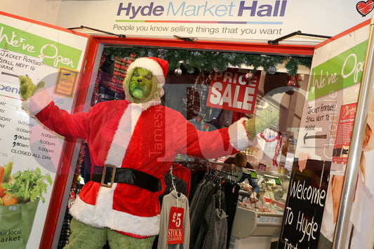 HYDE MARKET HALL XMAS (8).JPG