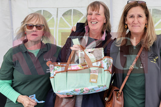 TINTWISTLE GARDENERS SHOW (92).JPG