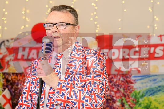 ST. GEORGES DAY GRAFTON CENTRE HYDE (7).JPG