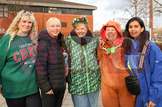 TAMESIDE HOSPITAL CHILDRENS WARD WITH SANTA 2025 (20).JPG