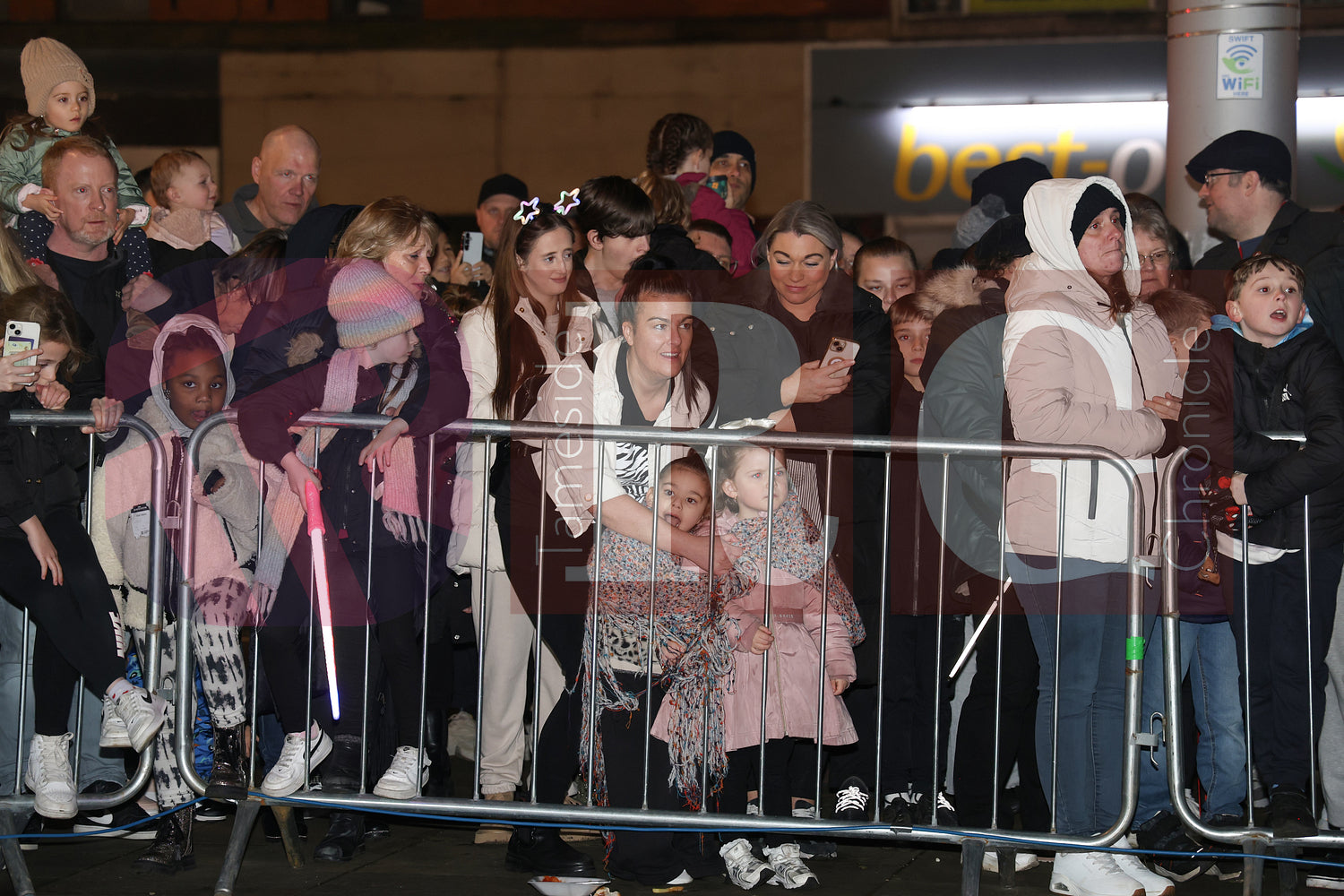DROYLSDEN LIGHTS SWITCH ON 2024 (55).JPG