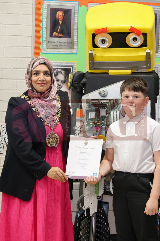 ST CHRISTOPHERS ARTS AWARD (6).JPG