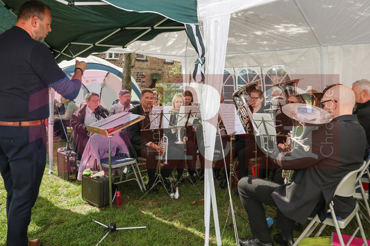 TINTWISTLE GARDENERS SHOW (6).JPG