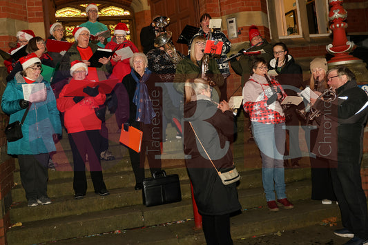 DUKINFIELD LIGHTS SWITCH ON (80).JPG