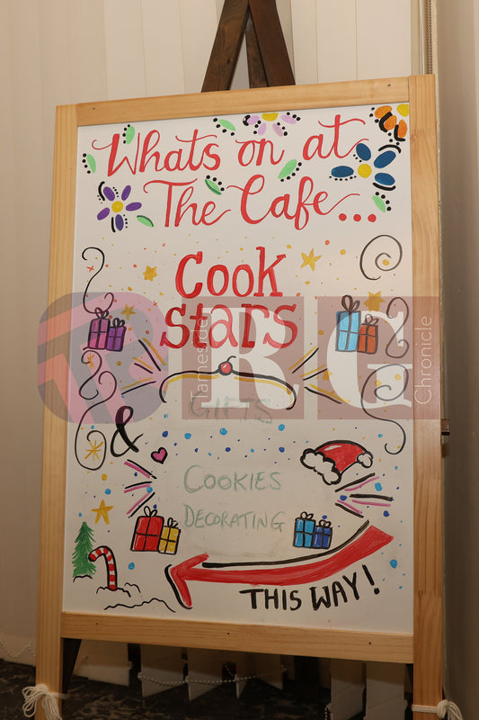 RYECROFT HALL XMAS FAIR (102).JPG