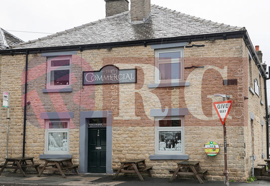 GLOSSOP CHRISTMAS SHOPS 2025 (5).JPG