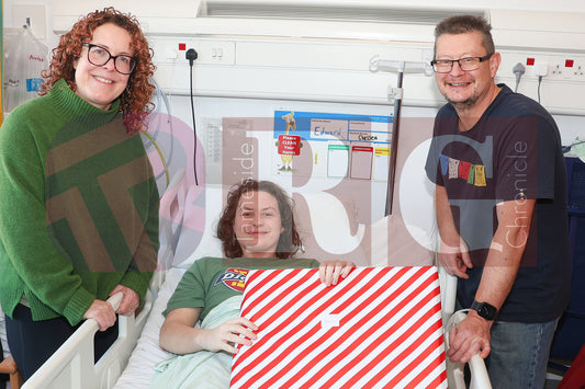 SANTA VISIT TAMESIDE CHILDRENS UNIT 2024 (62).JPG