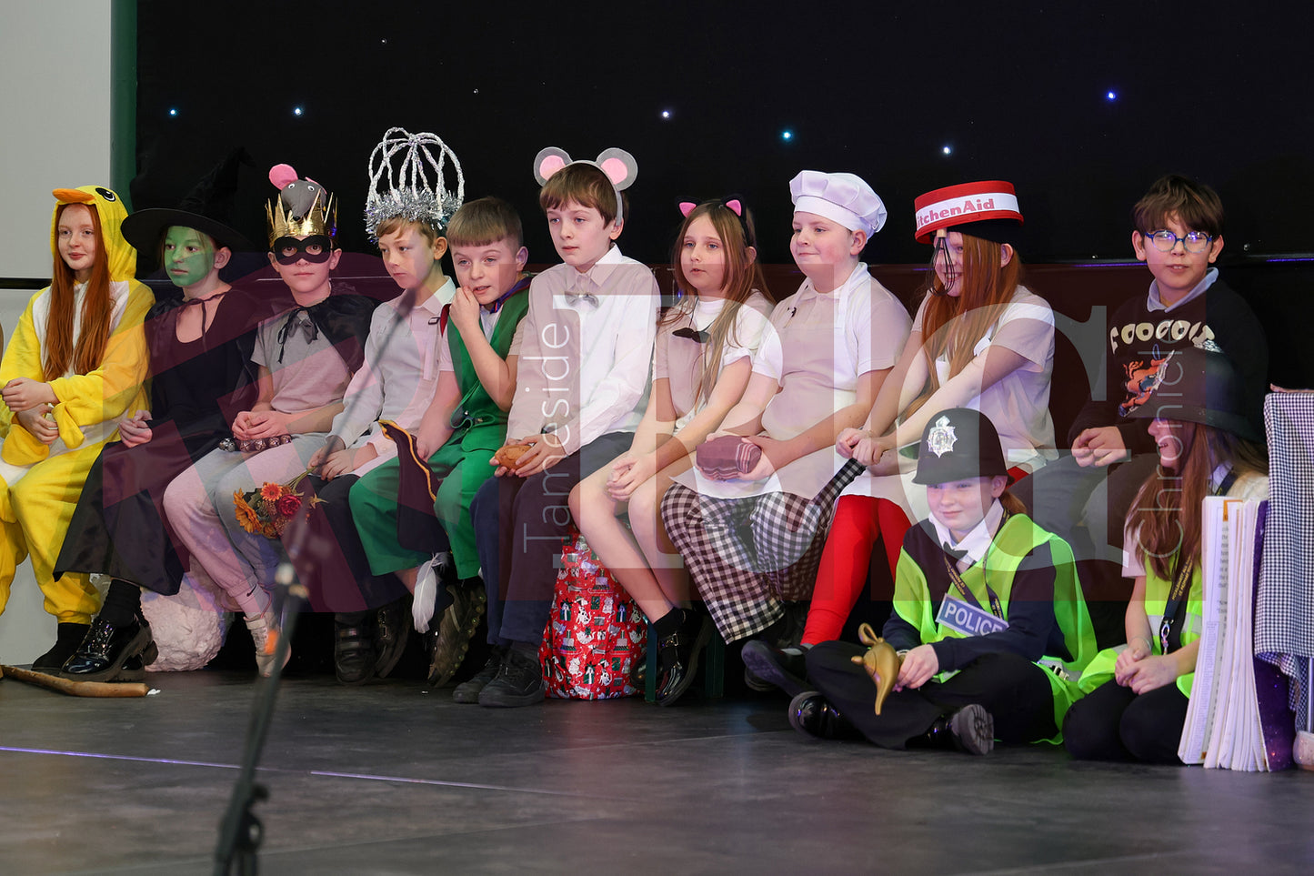 STALYBRIDGE CIVIC HALL SCHOOL PANTOMIME (3).JPG