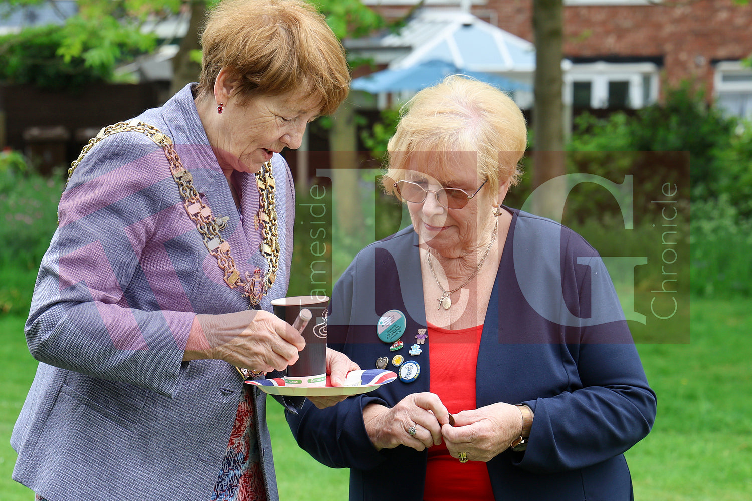 VE DAY THE COMMUNITY GARDEN DUKINFIELD (52).JPG
