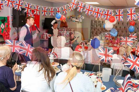 80th VE DAY GAMESLEY  (53).JPG