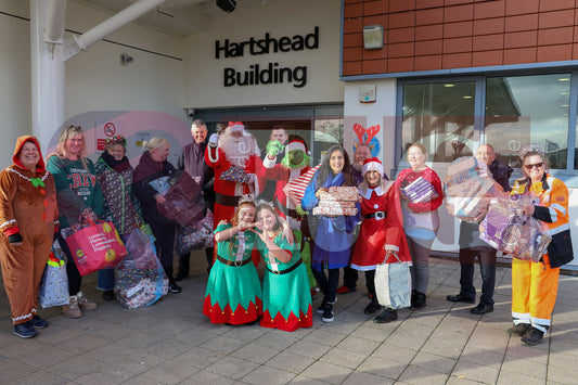 TAMESIDE HOSPITAL CHILDRENS WARD WITH SANTA 2025 (27).JPG