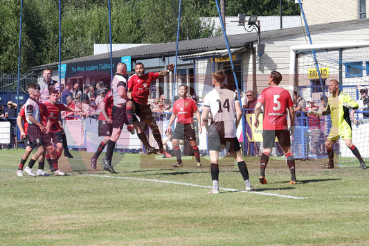 GLOSSOP NORTH EBD V UNITED LEGENDS  (120).JPG