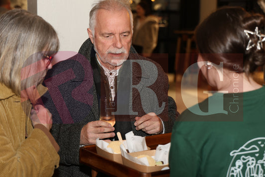 GLOSSOP MARKET PRIVATE LAUNCH (69).JPG