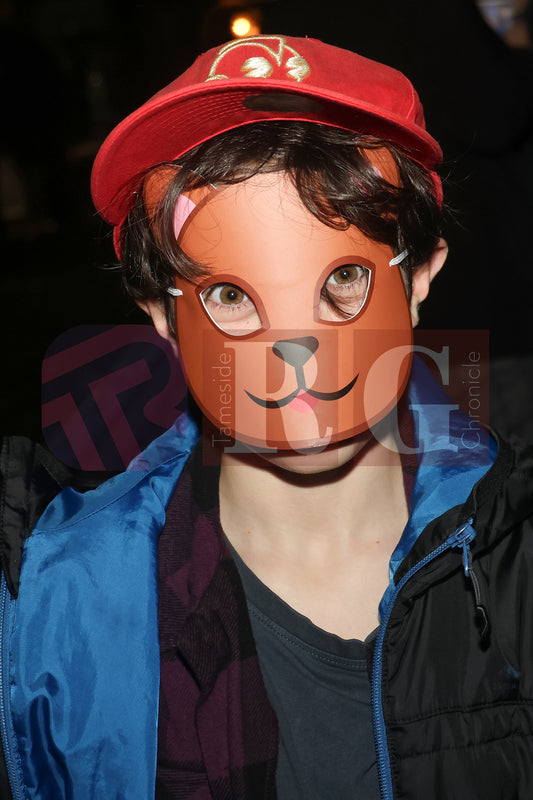 GLOSSOP LIGHTS SWITCH ON 2024 (30).JPG