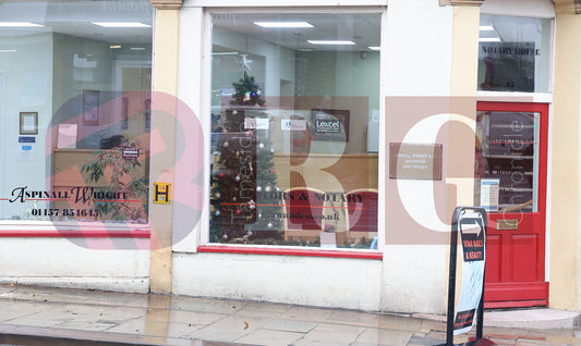 GLOSSOP CHRISTMAS SHOPS 2025 (58).JPG