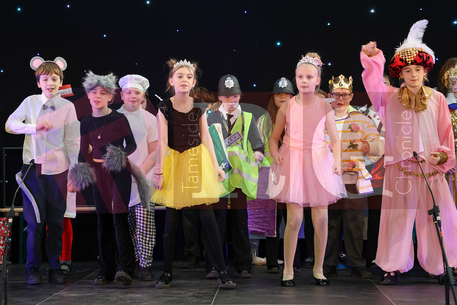 STALYBRIDGE CIVIC HALL SCHOOL PANTOMIME (13).JPG