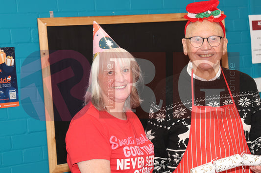 TOGETHER CENTRE DUKINFIELD XMAS DINNER 2025 (12).JPG
