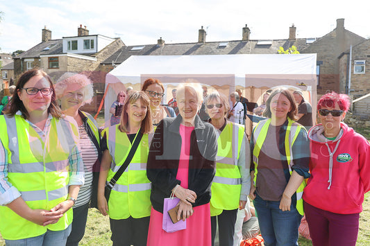 WHITFIELD WELLDRESSING COMMUNITY EVENT GLOSSOP (18).JPG