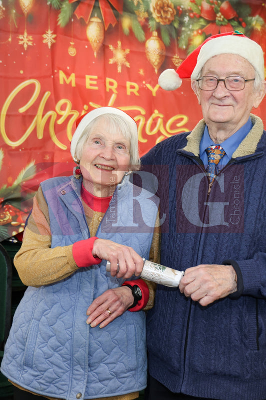 XMAS DAY LUNCH VICTORIA PARK DENTON  (5).JPG