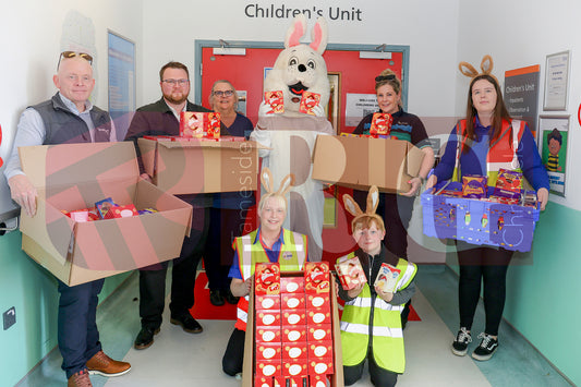 TAMESIDE HOSPITAL CHILDRENS WARD EASTER 2025  (16).JPG