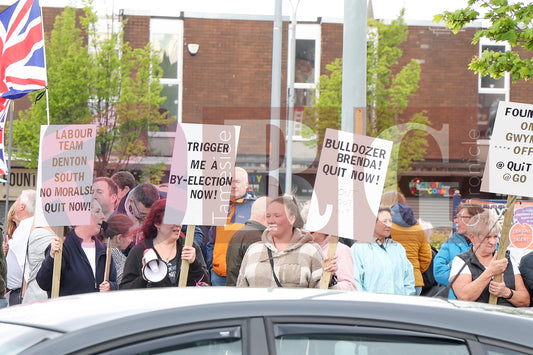 CALLING FOR MP TO GO DENTON 2025 (67).JPG