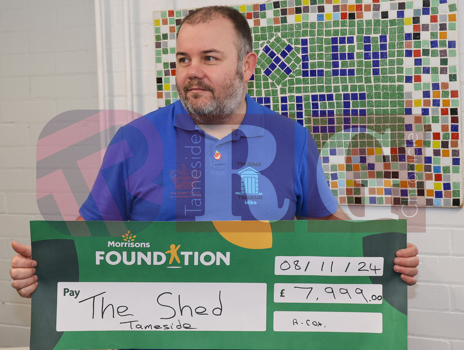 THE SHED CHEQUE PRESENTATION (19).JPG