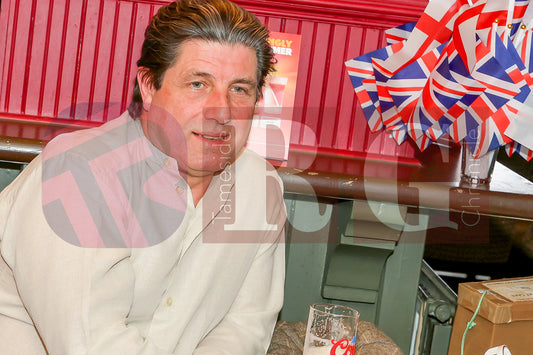 VE DAY OLD PEGS PUB DENTON (45).JPG