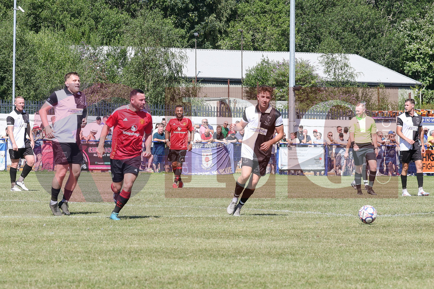 GLOSSOP NORTH EBD V UNITED LEGENDS  (171).jpg