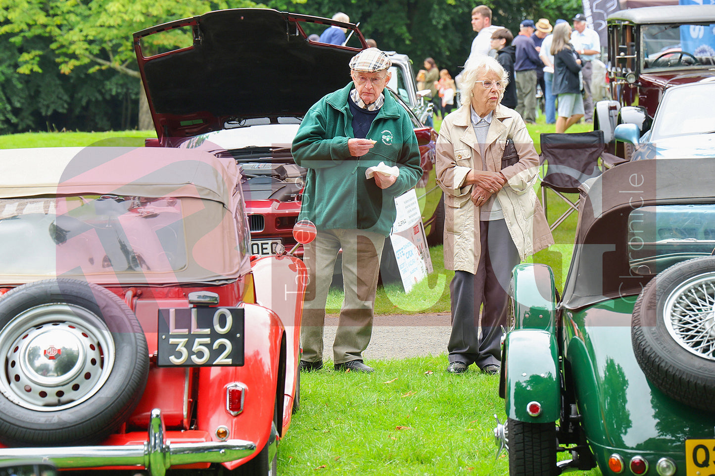 GLOSSOP CAR SHOW (15).JPG