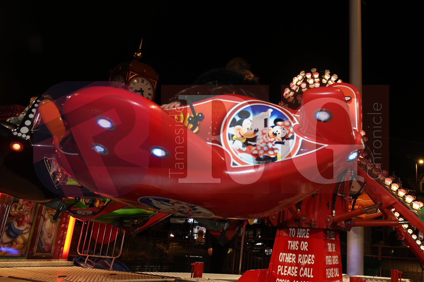 DROYLSDEN LIGHTS SWITCH ON 2024 (80).JPG
