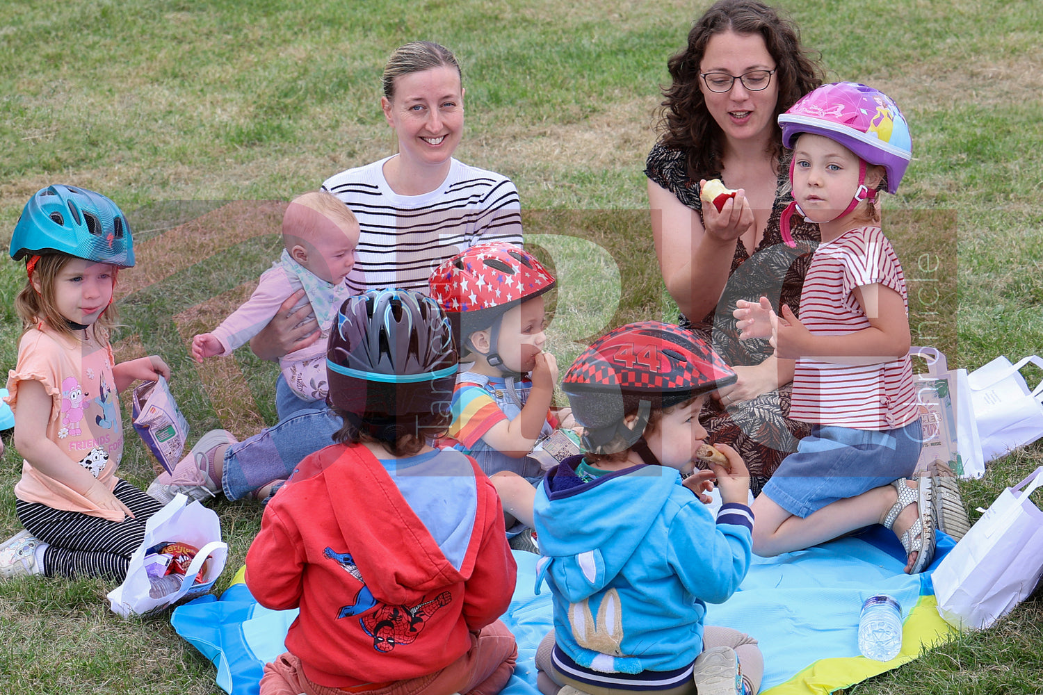 HADFIELD PICNIC IN THE PARK (101).JPG