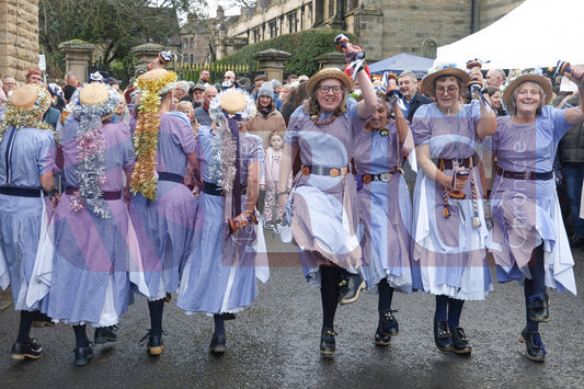 GLOSSOP CHRISTMAS MARKET 2024 (61).JPG