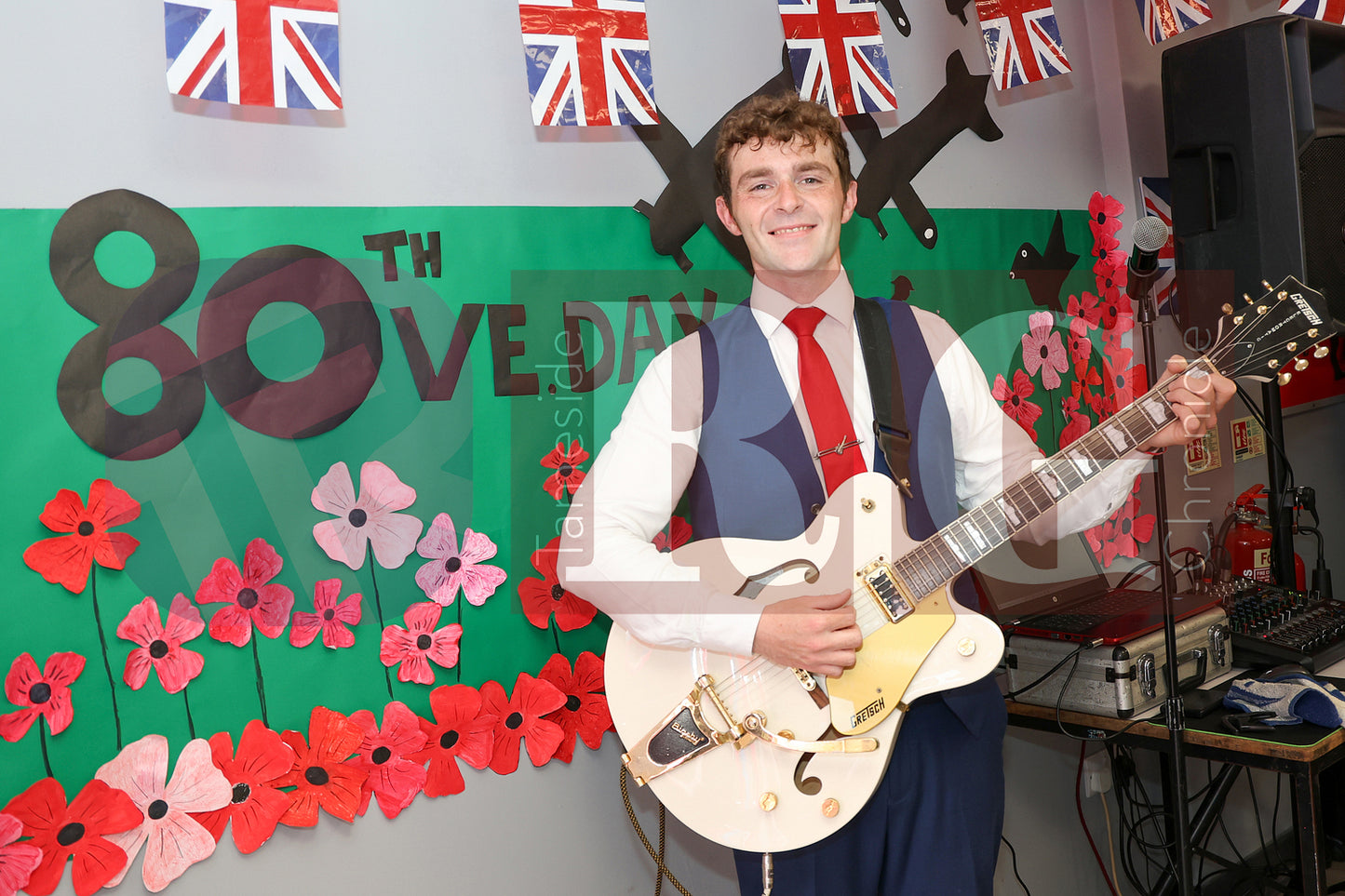 80th VE DAY GAMESLEY  (29).JPG