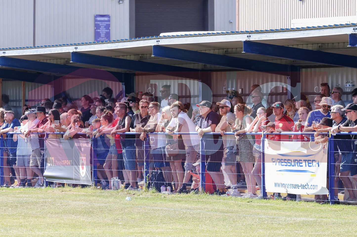 GLOSSOP NORTH EBD V UNITED LEGENDS  (136).JPG