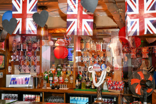 VE DAY OLD PEGS PUB DENTON (36).JPG