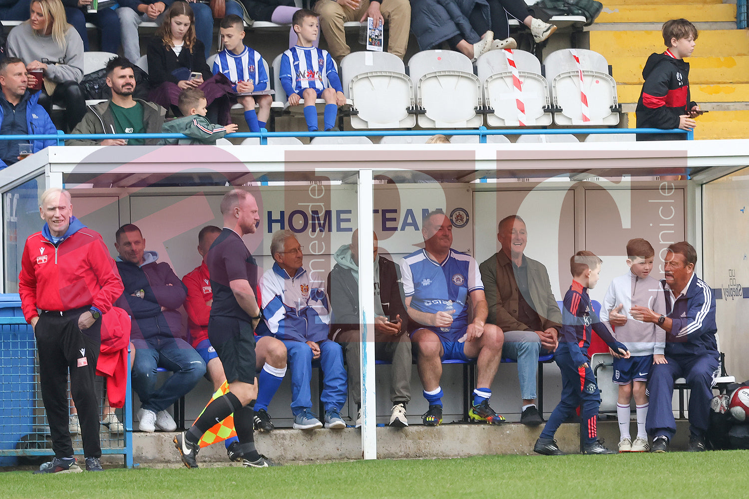 STALYBRIDGE CELTIC LEGENDS V MAN UTD LEGENDS (162).JPG