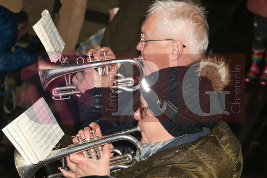 GLOSSOP LIGHTS SWITCH ON 2024 (43).JPG