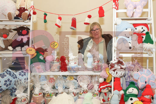 GAMESLEY YOUTH CENTRE XMAS FAIR  (46).JPG