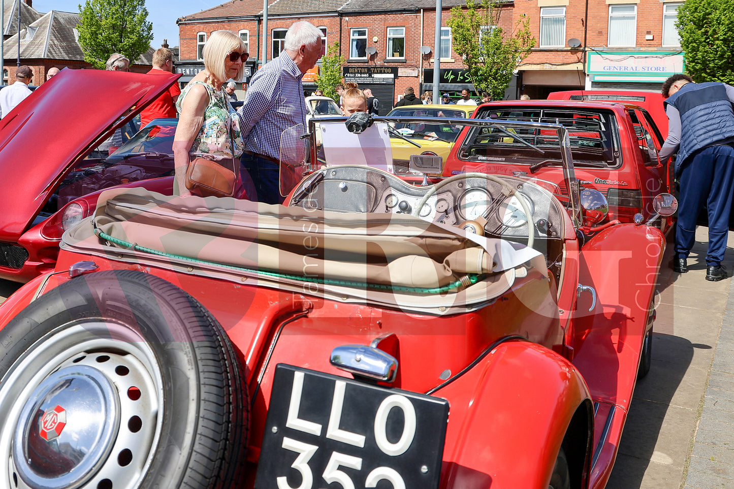 TAMESIDE CAR COLLECTIONS DENTON (44).JPG