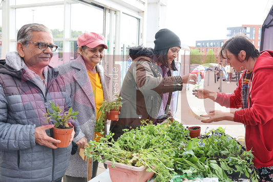 PLANT & SWAP EVENT TESCO STALYBRIDGE 2025 (3).JPG