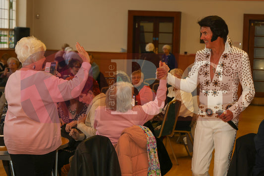 95TH BIRTHDAY DUKINFIELD TOWN HALL ELVIS  (12).JPG