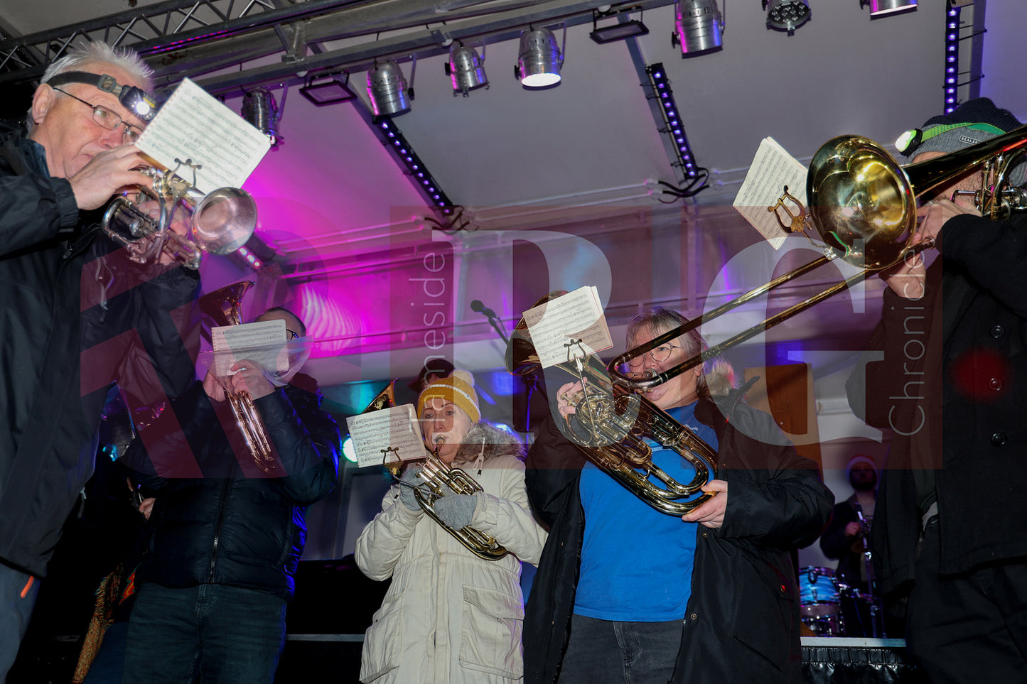 GLOSSOP LIGHT SWITCH ON 2025 (155).JPG