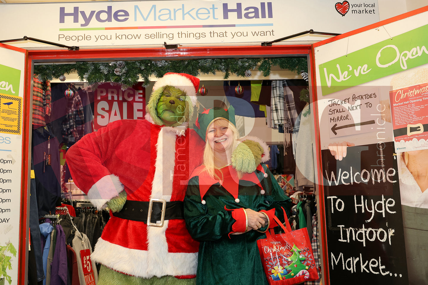 HYDE MARKET HALL XMAS (9).JPG